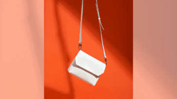 Why Crossbody Bags for Women Are Back in Fashion